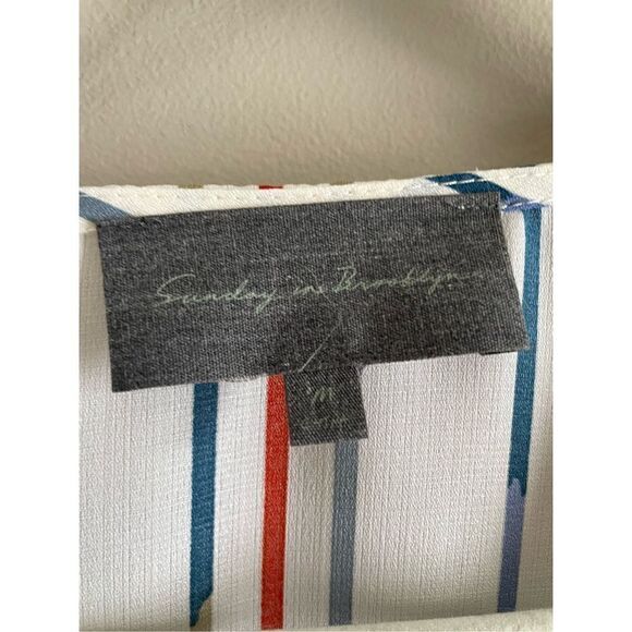 Sunday in Brooklyn Blouse (SZ M) - Picture 2 of 5